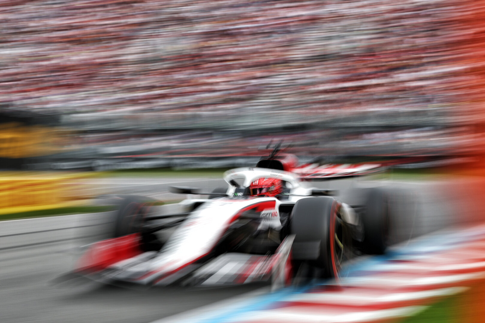 GP CANADA, Esteban Ocon (FRA) Haas F1 Team VF-26.
23.05.2026. Formula 1 World Championship, Rd 5, Canadian Grand Prix, Montreal, Canada, Sprint e Qualifiche Day.
- www.xpbimages.com, EMail: requests@xpbimages.com © Copyright: Bearne / XPB Images