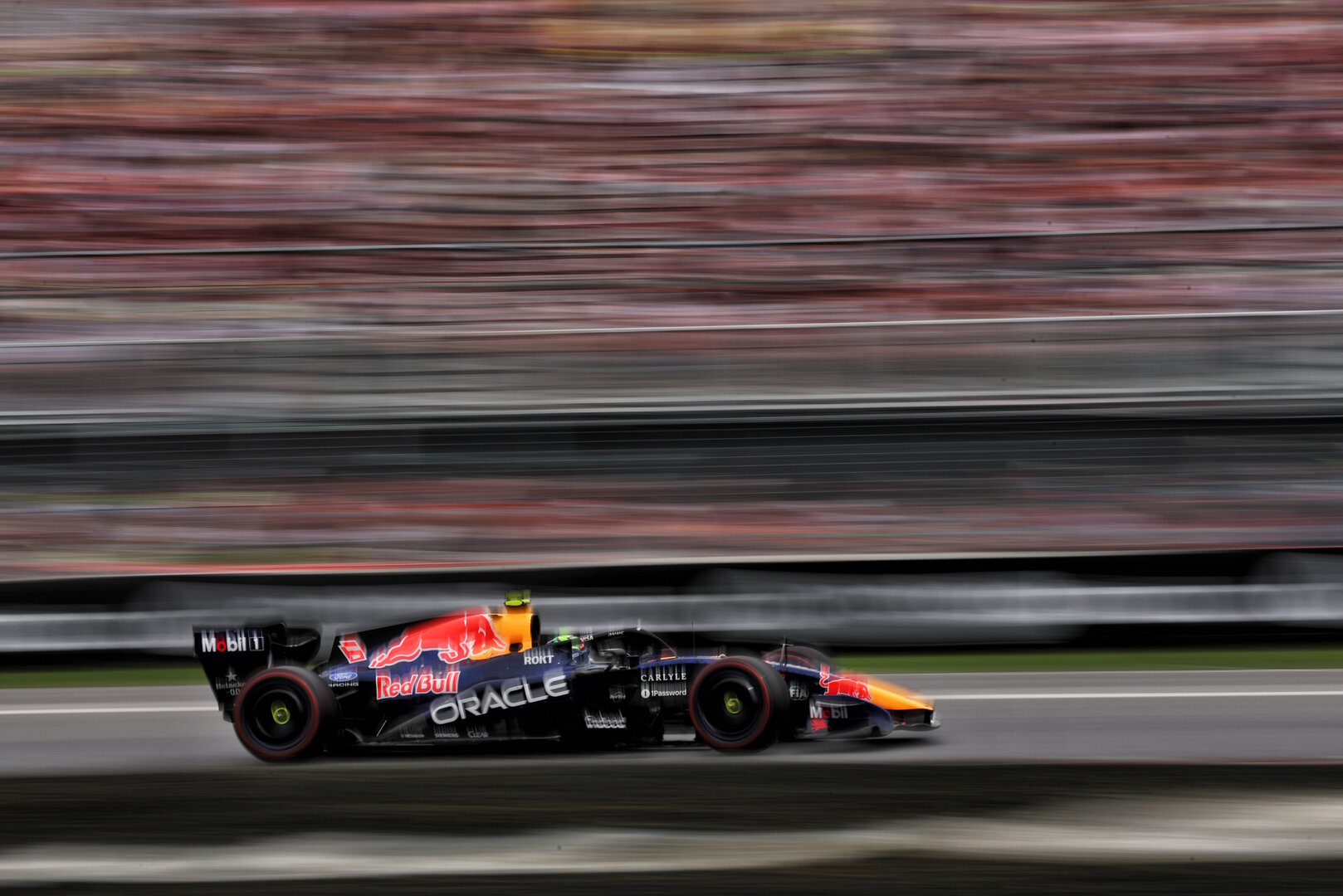 GP CANADA, Isack Hadjar (FRA) Red Bull Racing RB22.
23.05.2026. Formula 1 World Championship, Rd 5, Canadian Grand Prix, Montreal, Canada, Sprint e Qualifiche Day.
- www.xpbimages.com, EMail: requests@xpbimages.com © Copyright: Charniaux / XPB Images