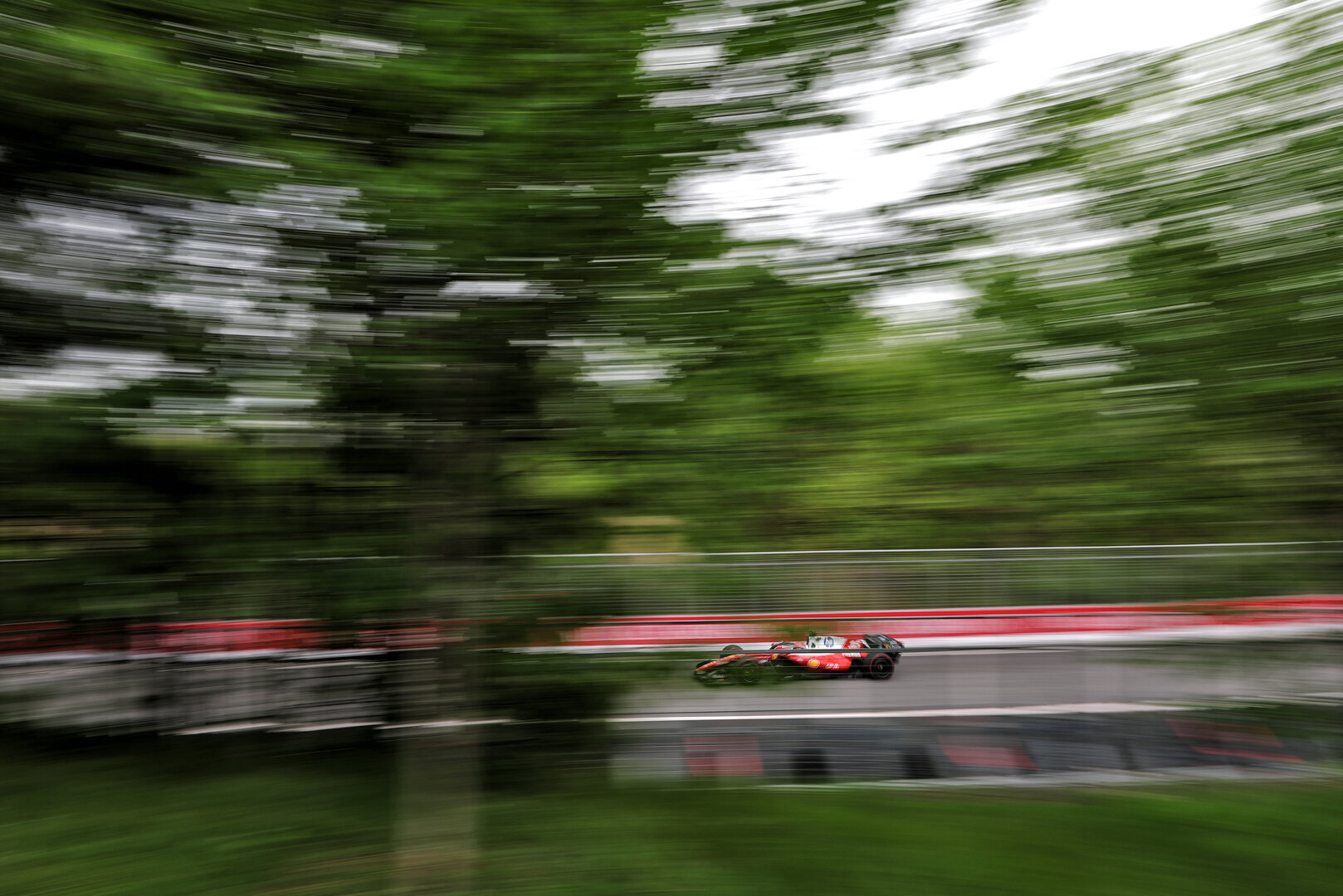 GP CANADA, Charles Leclerc (MON) Ferrari SF-26.
23.05.2026. Formula 1 World Championship, Rd 5, Canadian Grand Prix, Montreal, Canada, Sprint e Qualifiche Day.
- www.xpbimages.com, EMail: requests@xpbimages.com © Copyright: Moy / XPB Images