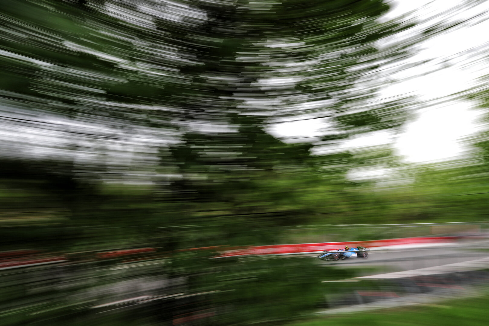 GP CANADA, Carlos Sainz (ESP) Williams F1 Team FW48.
23.05.2026. Formula 1 World Championship, Rd 5, Canadian Grand Prix, Montreal, Canada, Sprint e Qualifiche Day.
- www.xpbimages.com, EMail: requests@xpbimages.com © Copyright: Moy / XPB Images