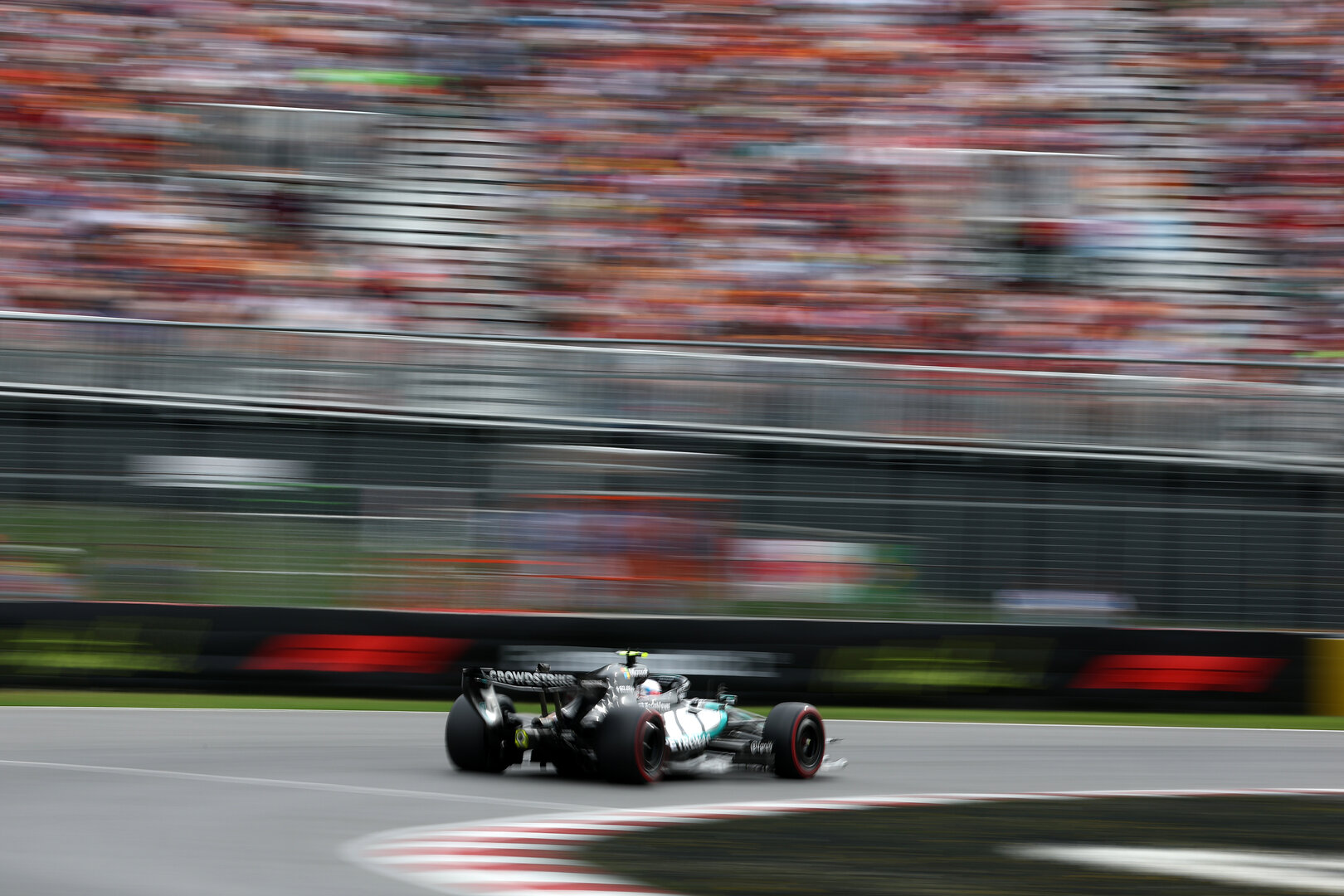 GP CANADA, Andrea Kimi Antonelli (ITA) Mercedes AMG Formula One Team W17.
23.05.2026. Formula 1 World Championship, Rd 5, Canadian Grand Prix, Montreal, Canada, Sprint e Qualifiche Day.
- www.xpbimages.com, EMail: requests@xpbimages.com © Copyright: Bearne / XPB Images