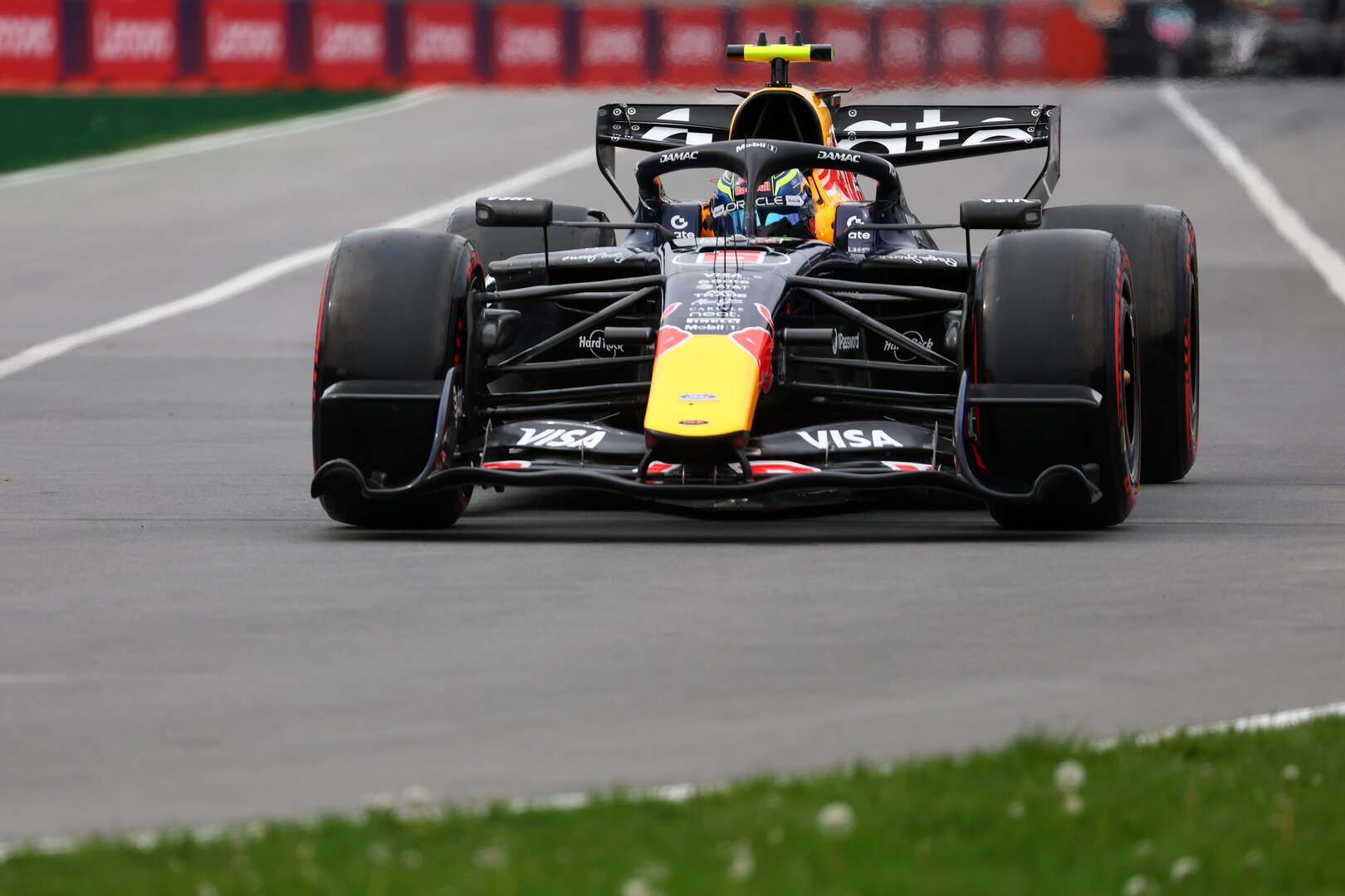 GP CANADA, Isack Hadjar (FRA) Red Bull Racing RB22.
23.05.2026. Formula 1 World Championship, Rd 5, Canadian Grand Prix, Montreal, Canada, Sprint e Qualifiche Day.
- www.xpbimages.com, EMail: requests@xpbimages.com © Copyright: Bearne / XPB Images