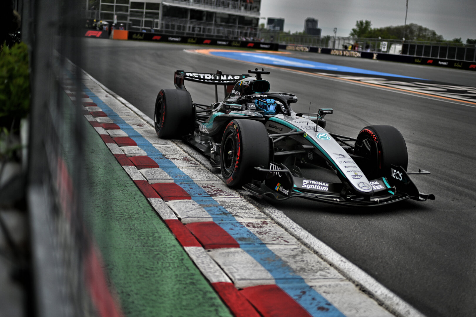 GP CANADA, George Russell (GBR) Mercedes AMG Formula One Team W17.
23.05.2026. Formula 1 World Championship, Rd 5, Canadian Grand Prix, Montreal, Canada, Sprint e Qualifiche Day.
- www.xpbimages.com, EMail: requests@xpbimages.com © Copyright: Price / XPB Images