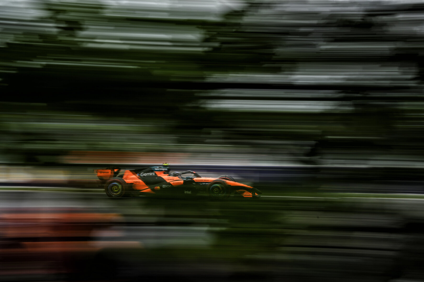 GP CANADA, Lando Norris (GBR) McLaren F1 Team MCL40.
23.05.2026. Formula 1 World Championship, Rd 5, Canadian Grand Prix, Montreal, Canada, Sprint e Qualifiche Day.
- www.xpbimages.com, EMail: requests@xpbimages.com © Copyright: Price / XPB Images