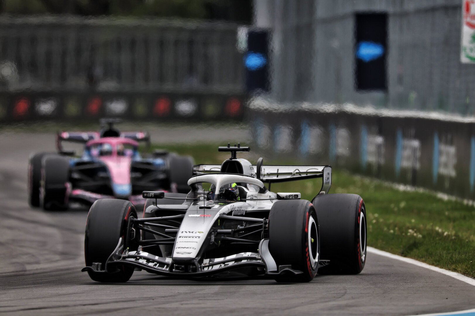 GP CANADA, Sergio Perez (MEX) Cadillac Formula 1 Team MAC-26.
24.05.2026. Formula 1 World Championship, Rd 5, Canadian Grand Prix, Montreal, Canada, Gara Day.
 - www.xpbimages.com, EMail: requests@xpbimages.com © Copyright: Dunbar / XPB Images