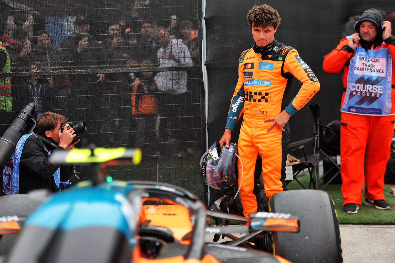 GP CANADA, Lando Norris (GBR) McLaren F1 Team MCL40 retired from the race.
24.05.2026. Formula 1 World Championship, Rd 5, Canadian Grand Prix, Montreal, Canada, Gara Day.
- www.xpbimages.com, EMail: requests@xpbimages.com © Copyright: Dunbar / XPB Images