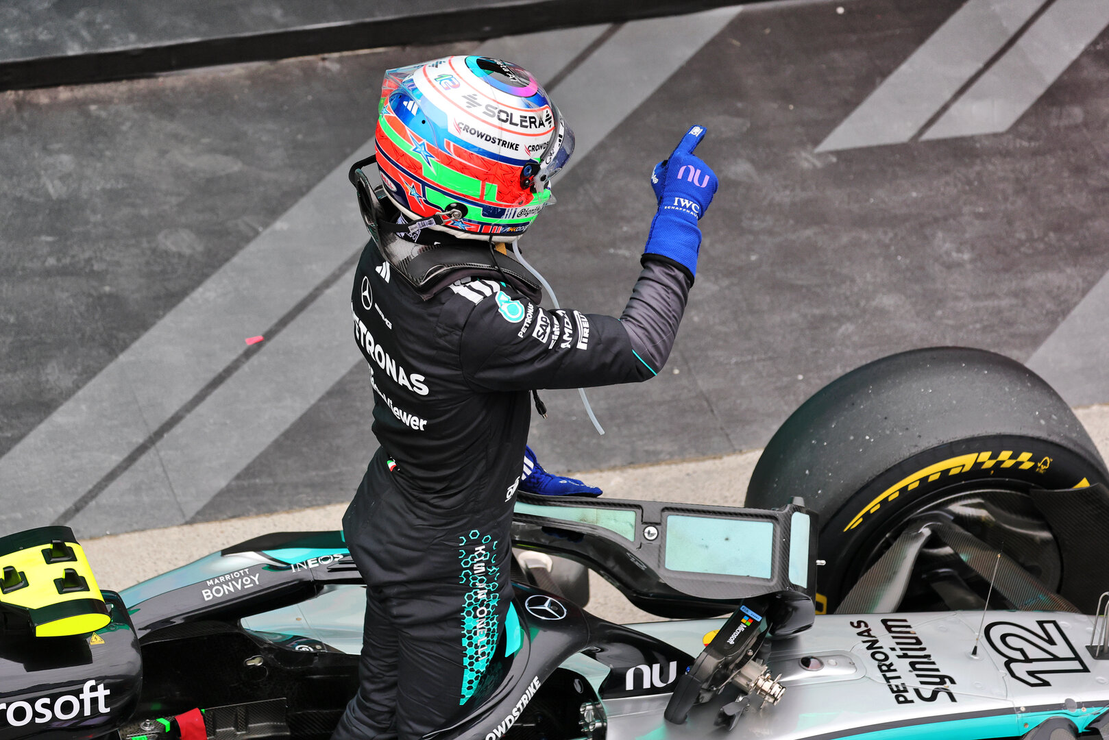 GP CANADA, Gara winner Andrea Kimi Antonelli (ITA) Mercedes AMG Formula One Team W17 celebrates in parc ferme.
24.05.2026. Formula 1 World Championship, Rd 5, Canadian Grand Prix, Montreal, Canada, Gara Day.
- www.xpbimages.com, EMail: requests@xpbimages.com © Copyright: Moy / XPB Images