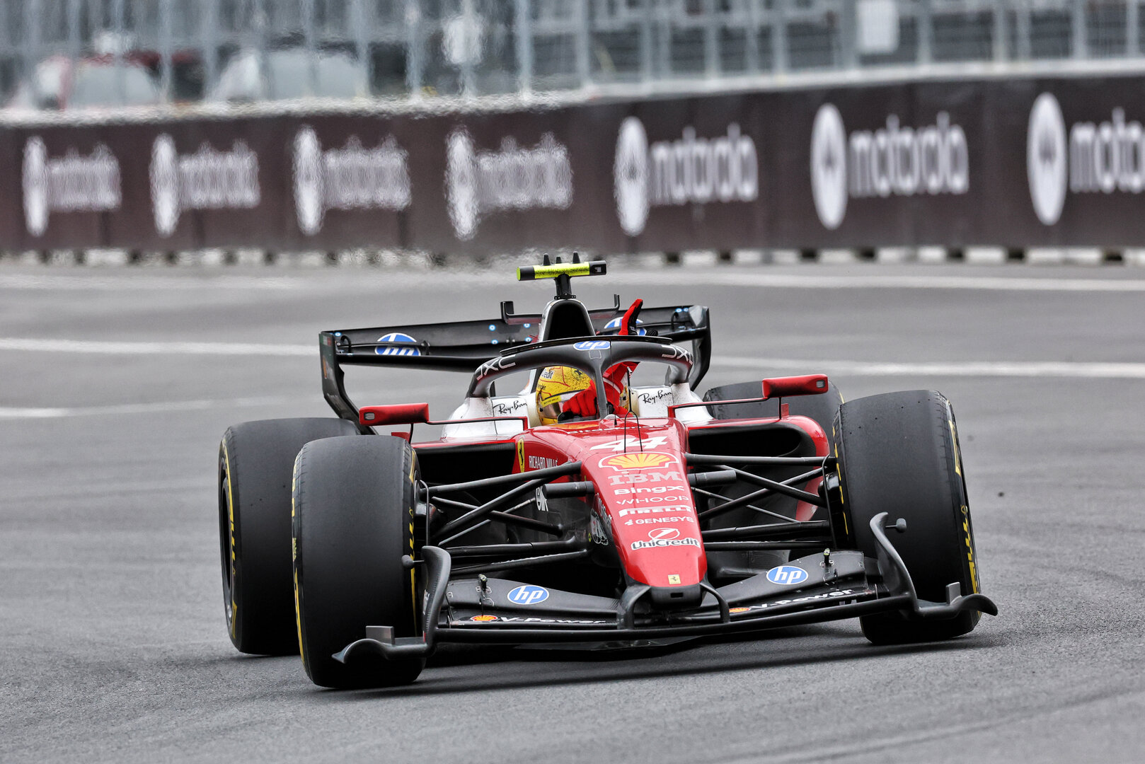 GP CANADA, Lewis Hamilton (GBR) Ferrari SF-26 celebrates his second position at the end of the race.
24.05.2026. Formula 1 World Championship, Rd 5, Canadian Grand Prix, Montreal, Canada, Gara Day.
- www.xpbimages.com, EMail: requests@xpbimages.com © Copyright: Charniaux / XPB Images