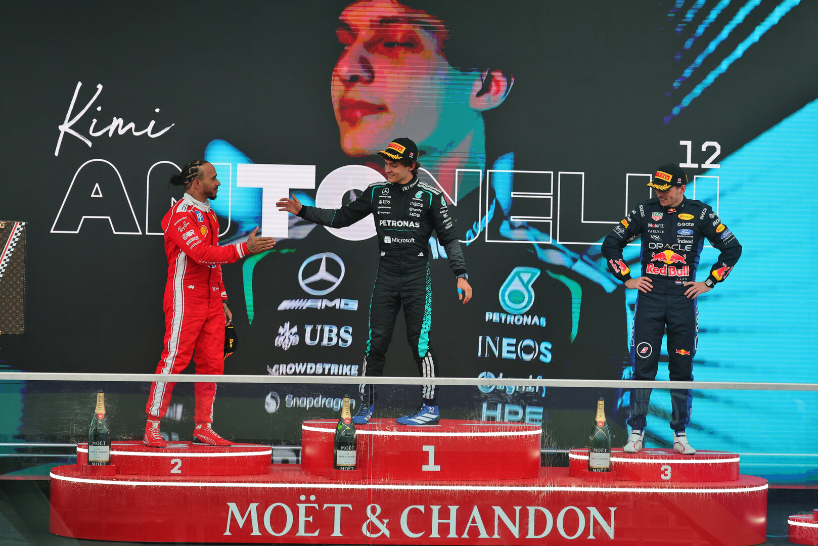 GP CANADA, The podium (L to R): Lewis Hamilton (GBR) Ferrari, second; Andrea Kimi Antonelli (ITA) Mercedes AMG Formula One Team, vincitore; Max Verstappen (NLD) Red Bull Racing, third.
24.05.2026. Formula 1 World Championship, Rd 5, Canadian Grand Prix, Montreal, Canada, Gara Day.
- www.xpbimages.com, EMail: requests@xpbimages.com © Copyright: Moy / XPB Images