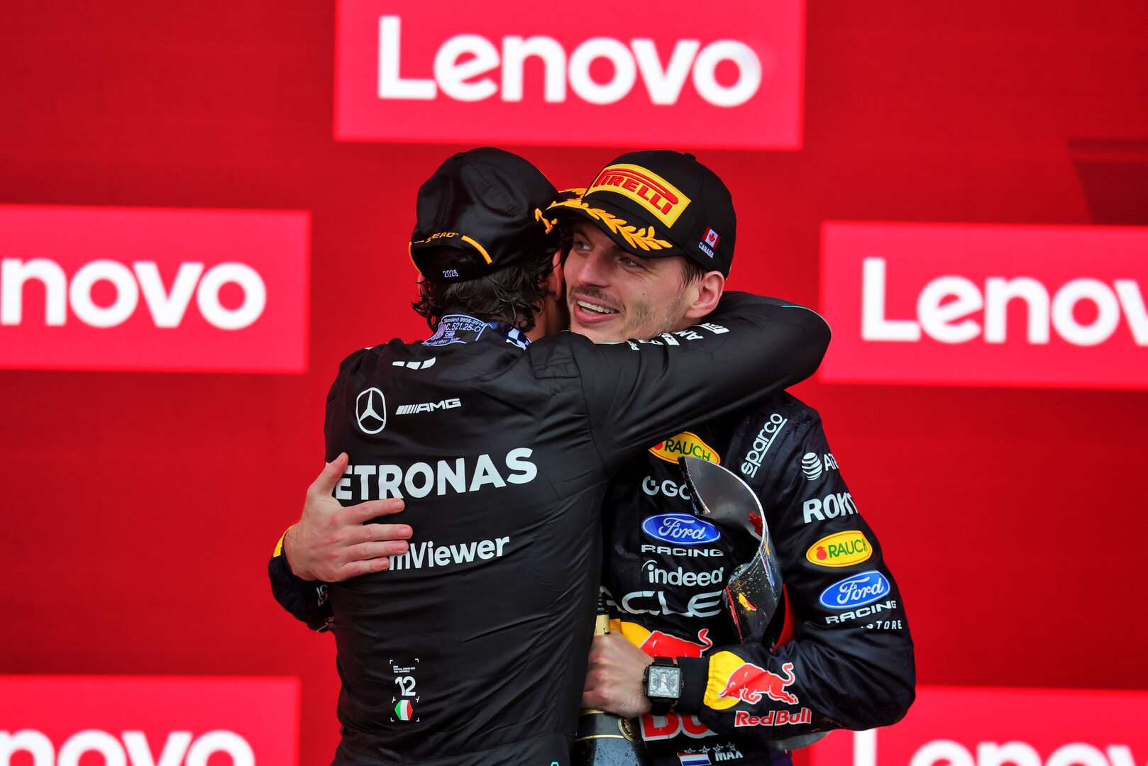 GP CANADA, (L to R): Gara winner Andrea Kimi Antonelli (ITA) Mercedes AMG Formula One Team celebrates on the podium with third placed Max Verstappen (NLD) Red Bull Racing.
24.05.2026. Formula 1 World Championship, Rd 5, Canadian Grand Prix, Montreal, Canada, Gara Day.
- www.xpbimages.com, EMail: requests@xpbimages.com © Copyright: Moy / XPB Images