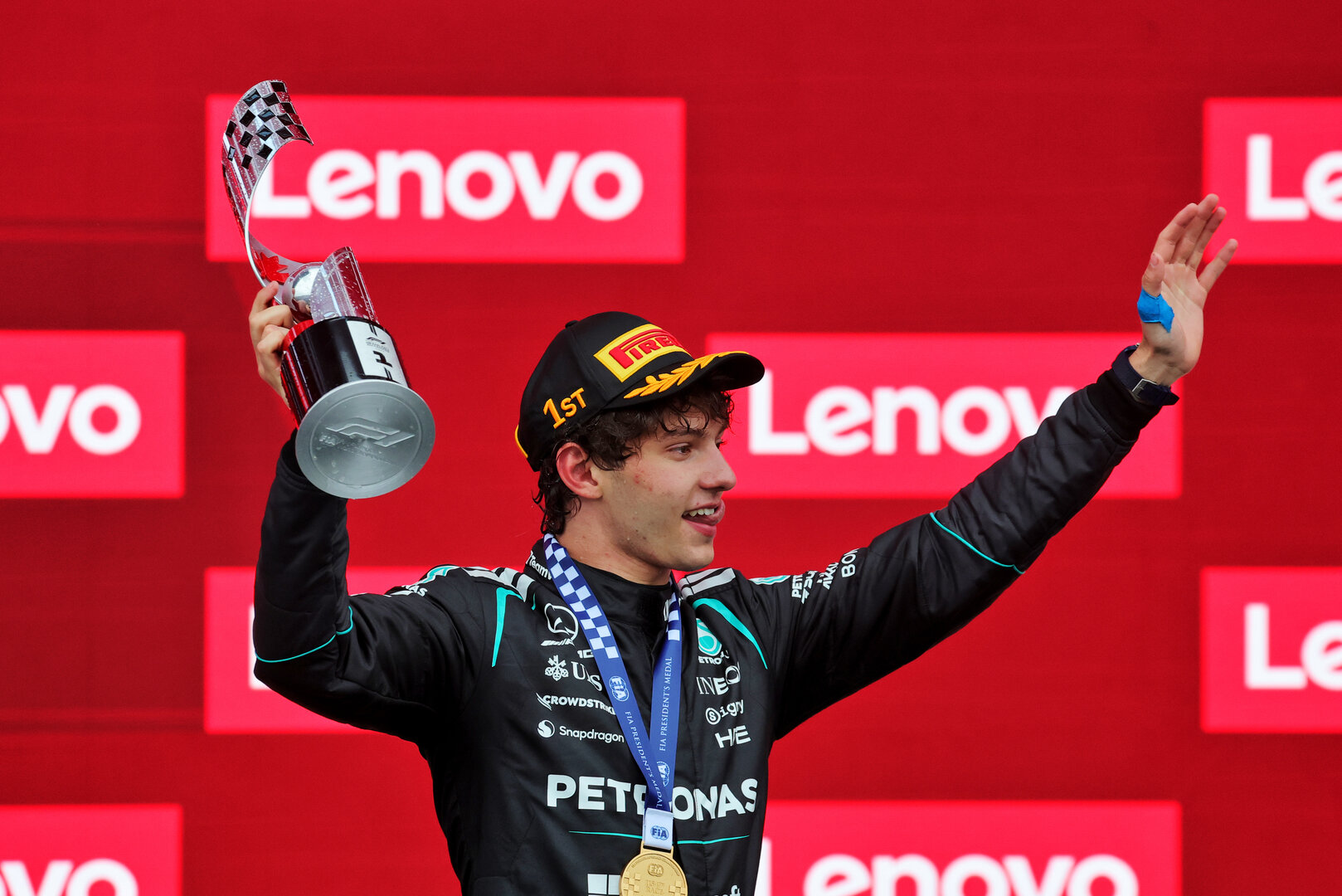 GP CANADA, Gara winner Andrea Kimi Antonelli (ITA) Mercedes AMG Formula One Team celebrates on the podium.
24.05.2026. Formula 1 World Championship, Rd 5, Canadian Grand Prix, Montreal, Canada, Gara Day.
- www.xpbimages.com, EMail: requests@xpbimages.com © Copyright: Moy / XPB Images