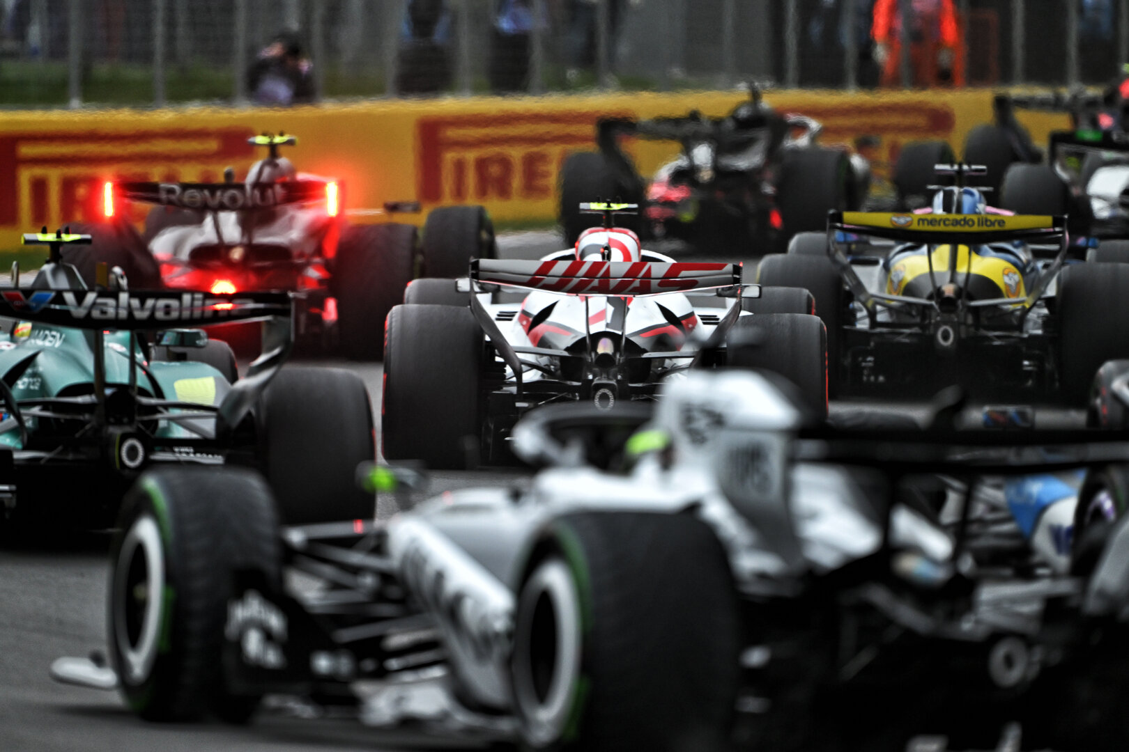 GP CANADA, Oliver Bearman (GBR) Haas F1 Team VF-26 at the partenza of the race.
24.05.2026. Formula 1 World Championship, Rd 5, Canadian Grand Prix, Montreal, Canada, Gara Day.
- www.xpbimages.com, EMail: requests@xpbimages.com © Copyright: Price / XPB Images