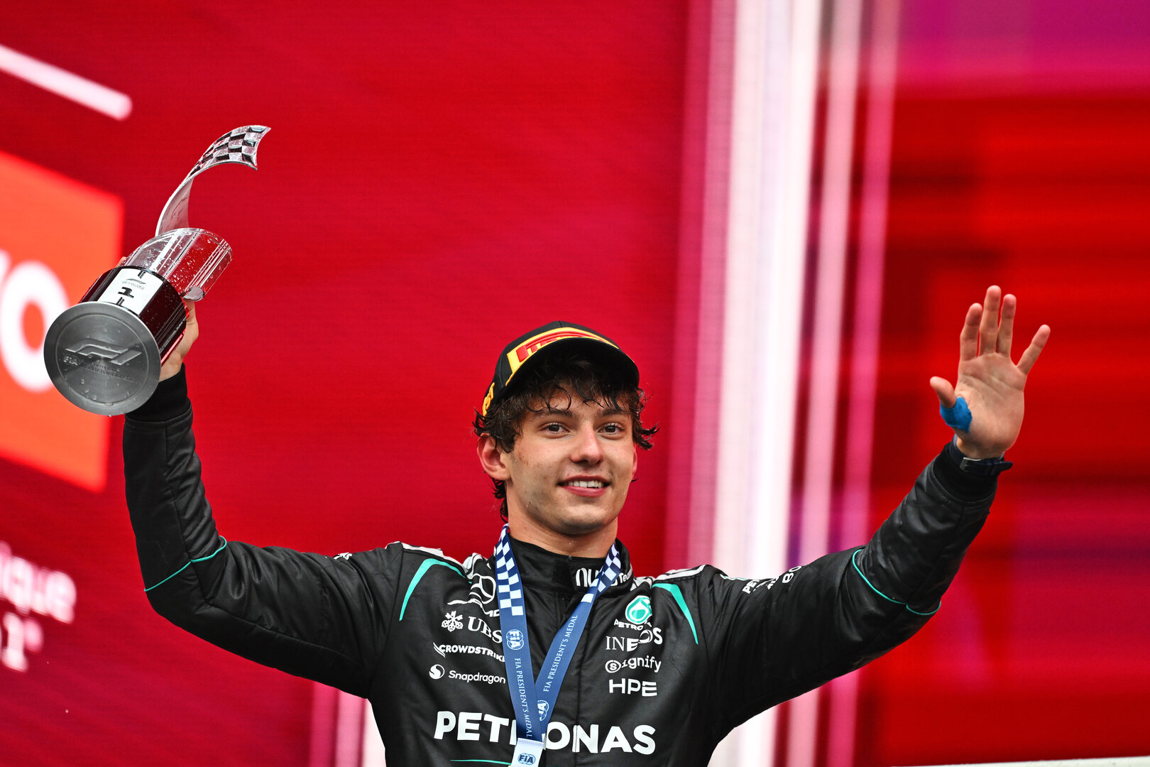 GP CANADA, Gara winner Andrea Kimi Antonelli (ITA) Mercedes AMG Formula One Team celebrates on the podium.
24.05.2026. Formula 1 World Championship, Rd 5, Canadian Grand Prix, Montreal, Canada, Gara Day.
- www.xpbimages.com, EMail: requests@xpbimages.com © Copyright: Price / XPB Images
