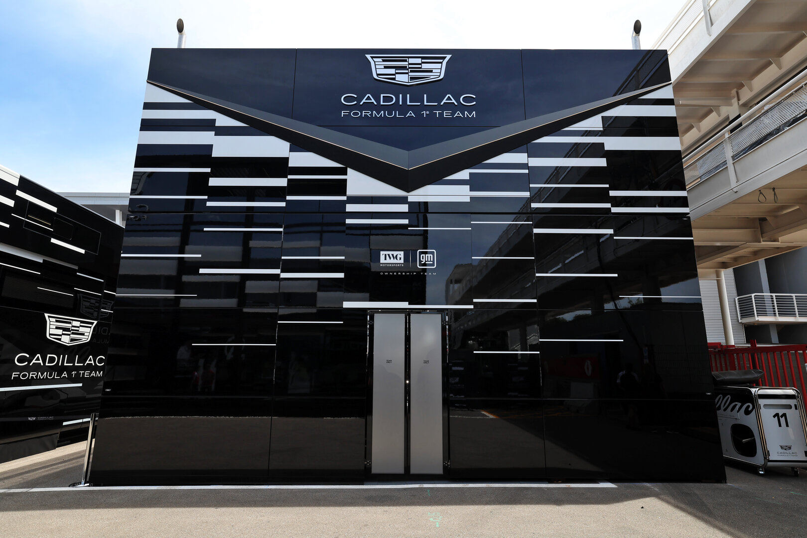 GP CATALUNYA, Cadillac Formula 1 Team engineering hub in the paddock.
11.06.2026. Formula 1 World Championship, Rd 7, Barcelona-Catalunya Grand Prix, Barcelona, Spain, Preparation Day.
- www.xpbimages.com, EMail: requests@xpbimages.com © Copyright: Rew / XPB Images