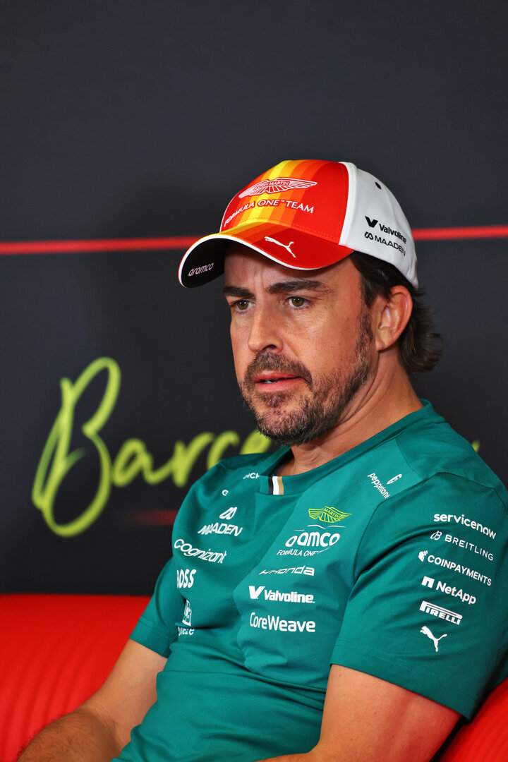 GP CATALUNYA, Fernando Alonso (ESP) Aston Martin F1 Team in the FIA Press Conference.
11.06.2026. Formula 1 World Championship, Rd 7, Barcelona-Catalunya Grand Prix, Barcelona, Spain, Preparation Day.
- www.xpbimages.com, EMail: requests@xpbimages.com © Copyright: Bearne / XPB Images