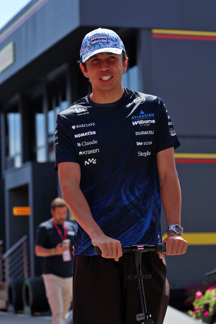 GP CATALUNYA, Alexander Albon (THA) Williams F1 Team.
11.06.2026. Formula 1 World Championship, Rd 7, Barcelona-Catalunya Grand Prix, Barcelona, Spain, Preparation Day.
- www.xpbimages.com, EMail: requests@xpbimages.com © Copyright: Rew / XPB Images