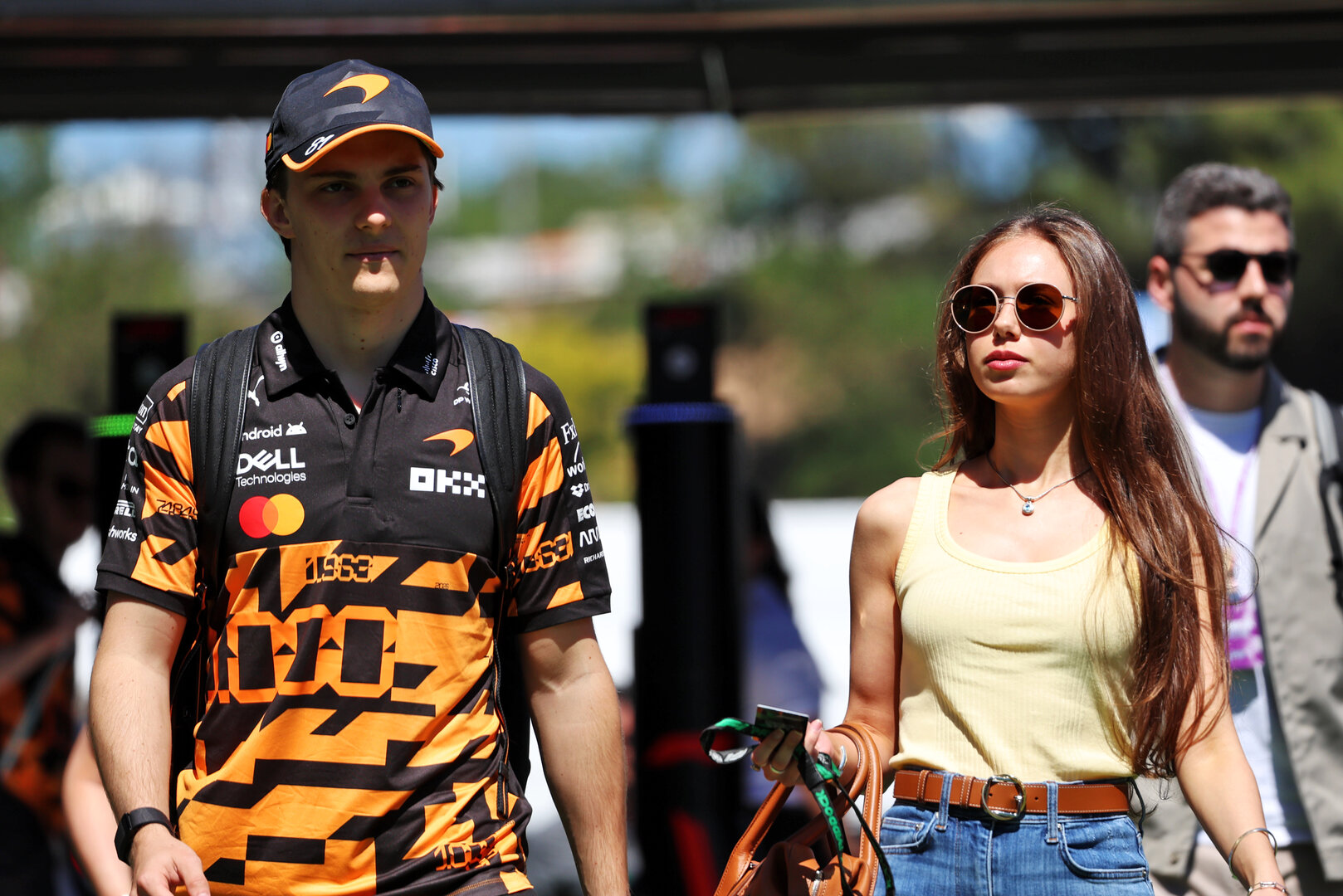 GP CATALUNYA, (L to R): Oscar Piastri (AUS) McLaren F1 Team with Domenica Lily Zneimer (GBR).
12.06.2026. Formula 1 World Championship, Rd 7, Barcelona-Catalunya Grand Prix, Barcelona, Spain, Practice Day.
- www.xpbimages.com, EMail: requests@xpbimages.com © Copyright: Rew / XPB Images