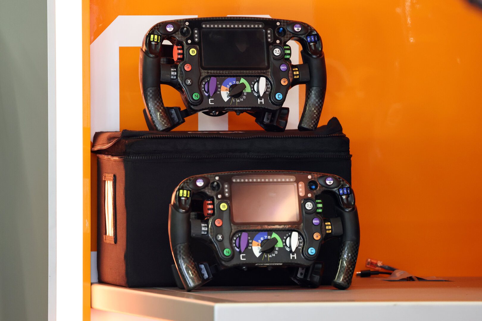 GP CATALUNYA, McLaren F1 Team MCL40 steering wheel.
12.06.2026. Formula 1 World Championship, Rd 7, Barcelona-Catalunya Grand Prix, Barcelona, Spain, Practice Day.
- www.xpbimages.com, EMail: requests@xpbimages.com © Copyright: Batchelor / XPB Images