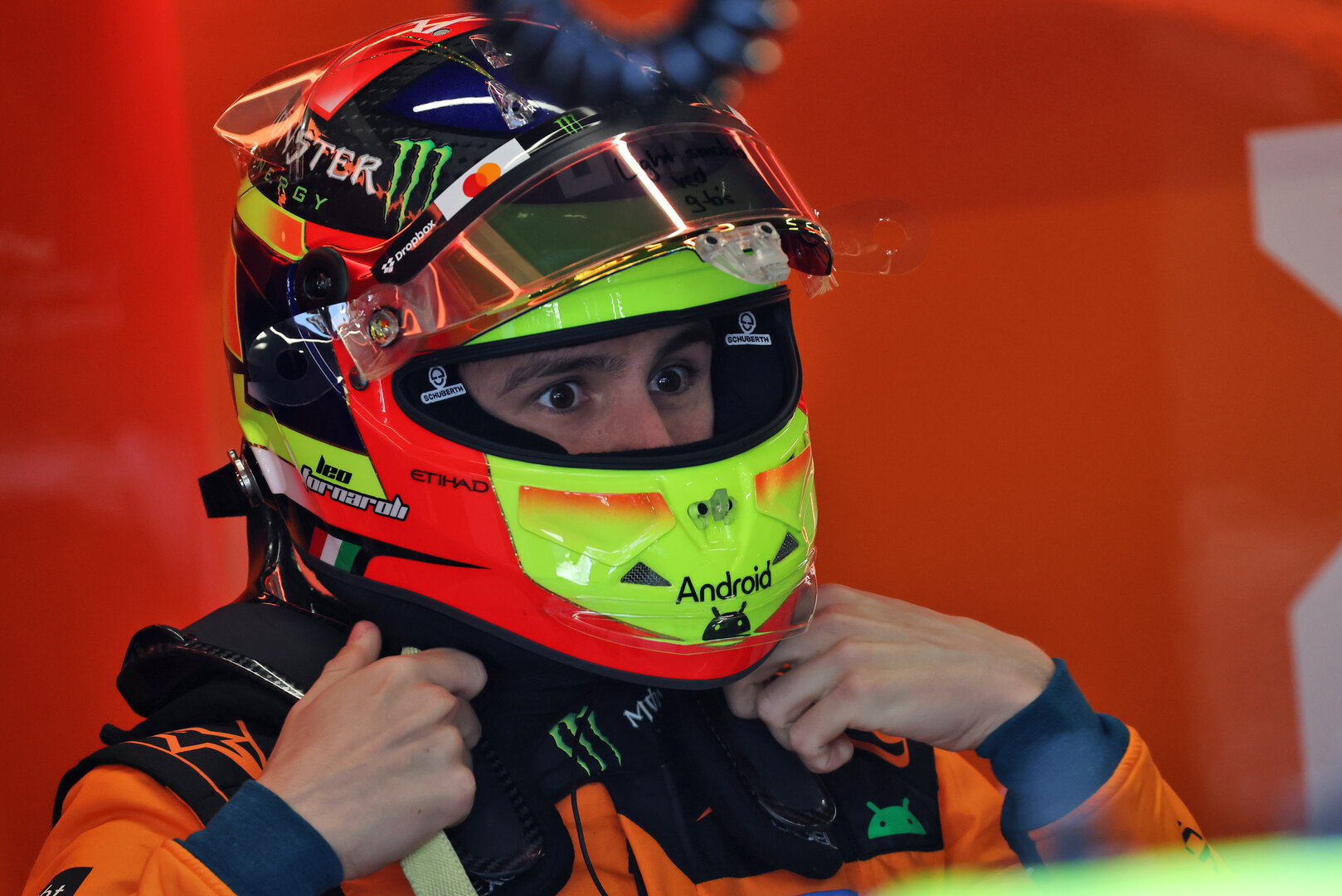 GP CATALUNYA, Leonardo Fornaroli (ITA) McLaren F1 Team Reserve Driver.
12.06.2026. Formula 1 World Championship, Rd 7, Barcelona-Catalunya Grand Prix, Barcelona, Spain, Practice Day.
- www.xpbimages.com, EMail: requests@xpbimages.com © Copyright: Batchelor / XPB Images