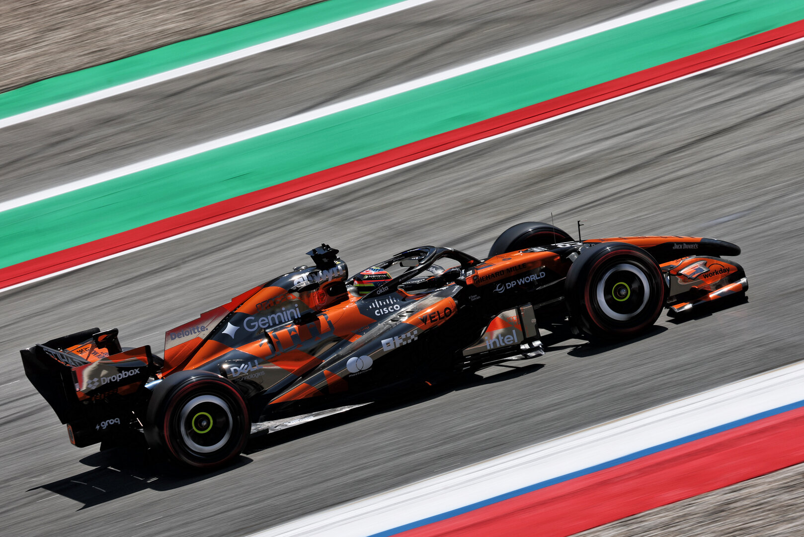 GP CATALUNYA, Oscar Piastri (AUS) McLaren F1 Team MCL40.
12.06.2026. Formula 1 World Championship, Rd 7, Barcelona-Catalunya Grand Prix, Barcelona, Spain, Practice Day.
- www.xpbimages.com, EMail: requests@xpbimages.com © Copyright: Charniaux / XPB Images
