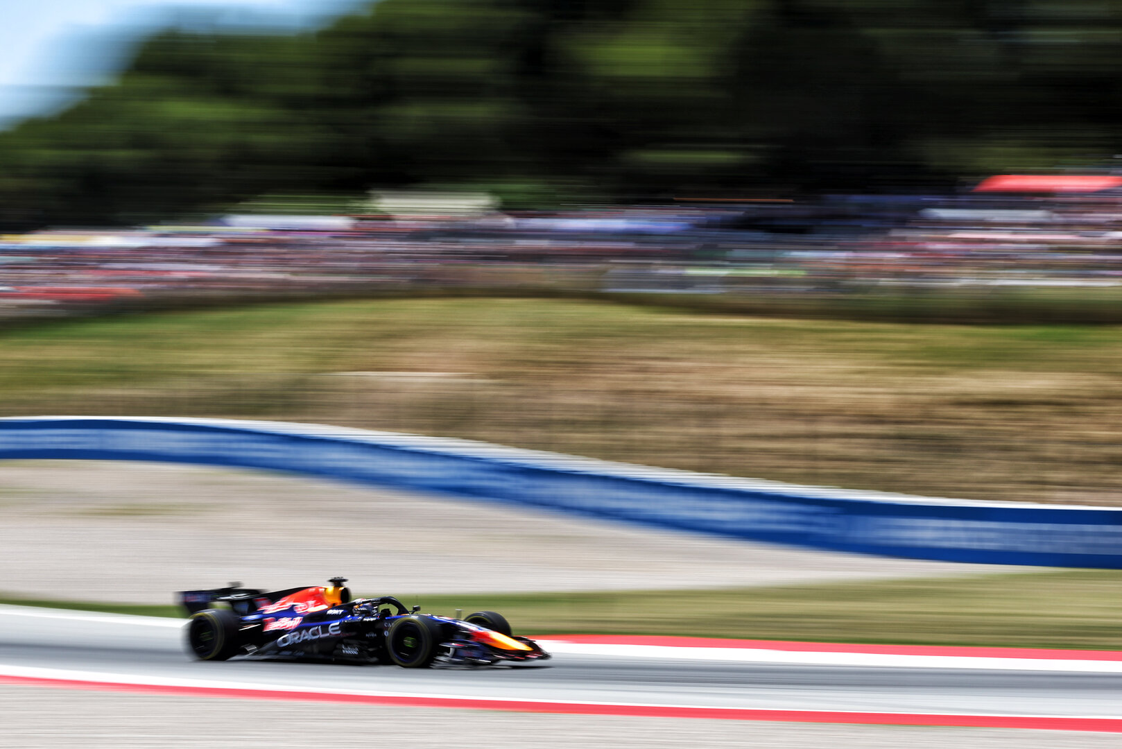 GP CATALUNYA, Max Verstappen (NLD) Red Bull Racing RB22.
12.06.2026. Formula 1 World Championship, Rd 7, Barcelona-Catalunya Grand Prix, Barcelona, Spain, Practice Day.
- www.xpbimages.com, EMail: requests@xpbimages.com © Copyright: Bearne / XPB Images