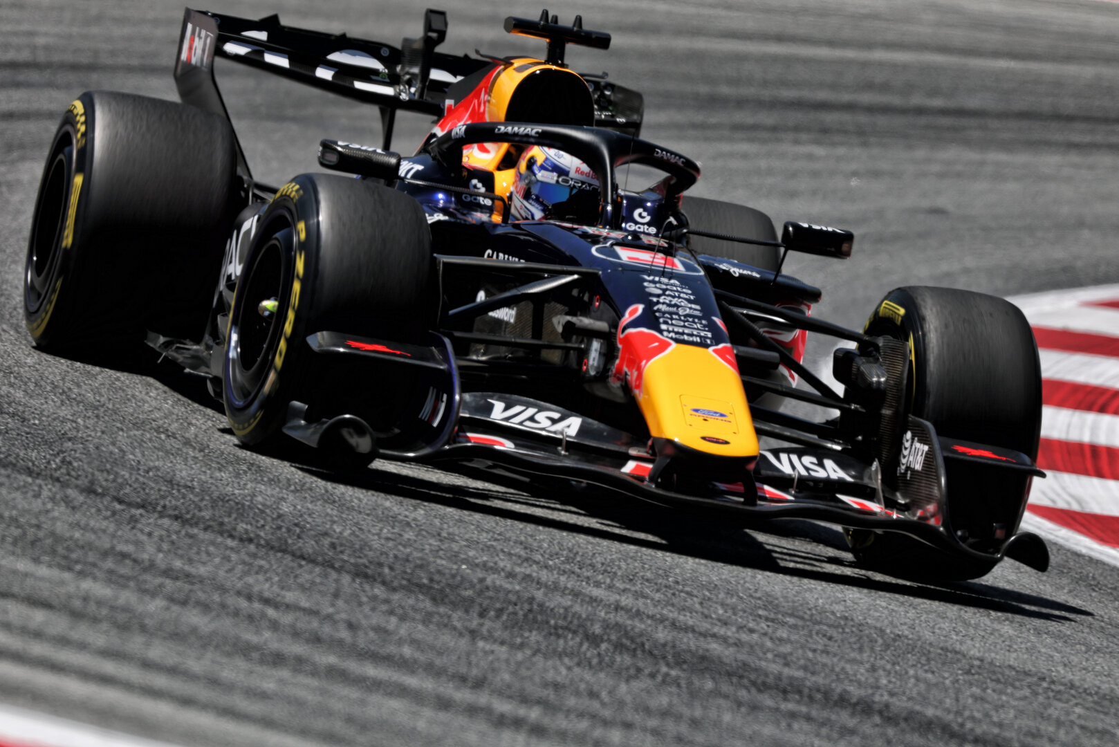 GP CATALUNYA, Max Verstappen (NLD) Red Bull Racing RB22.
12.06.2026. Formula 1 World Championship, Rd 7, Barcelona-Catalunya Grand Prix, Barcelona, Spain, Practice Day.
- www.xpbimages.com, EMail: requests@xpbimages.com © Copyright: Charniaux / XPB Images