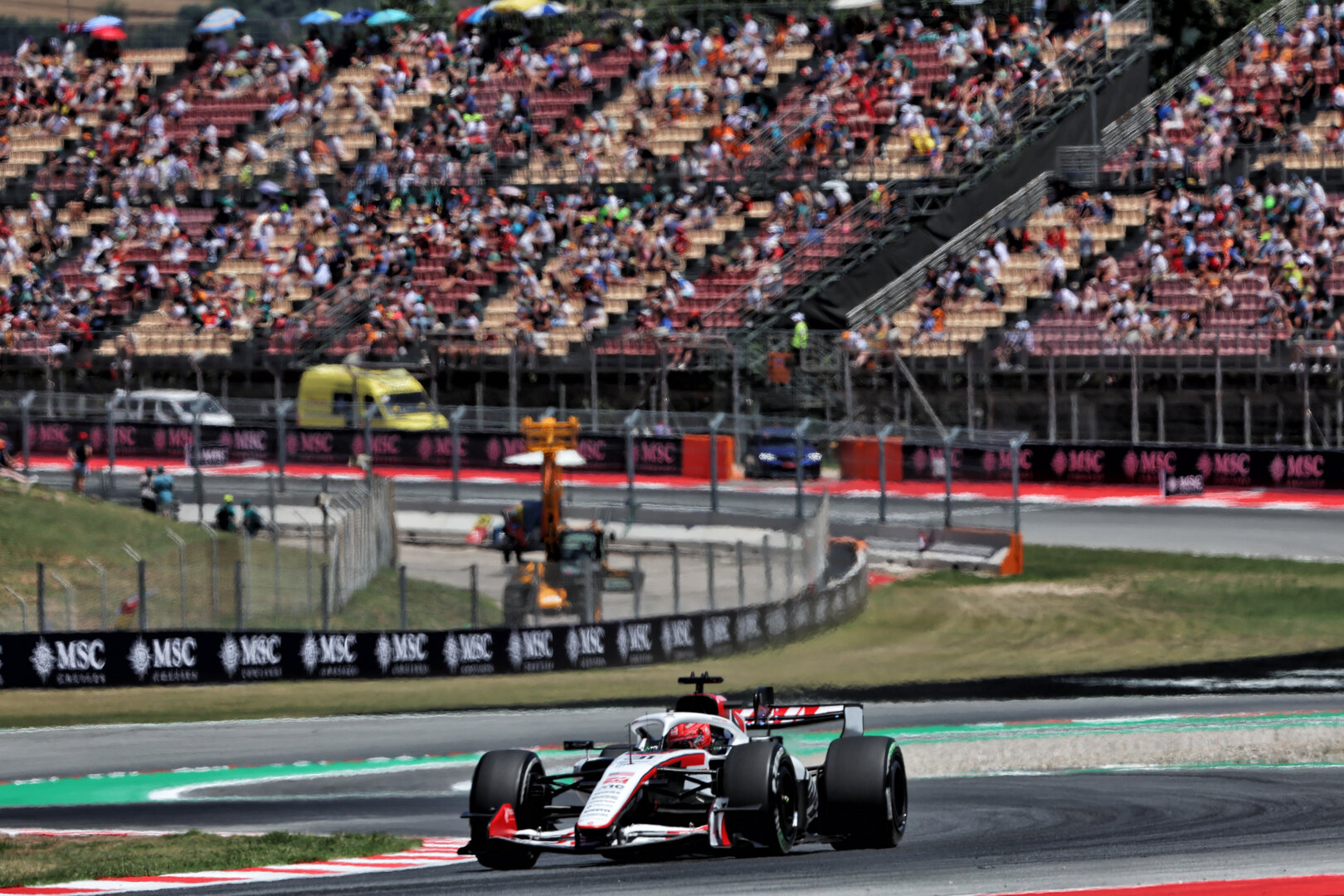 GP CATALUNYA, Esteban Ocon (FRA) Haas F1 Team VF-26.
12.06.2026. Formula 1 World Championship, Rd 7, Barcelona-Catalunya Grand Prix, Barcelona, Spain, Practice Day.
- www.xpbimages.com, EMail: requests@xpbimages.com © Copyright: Rew / XPB Images