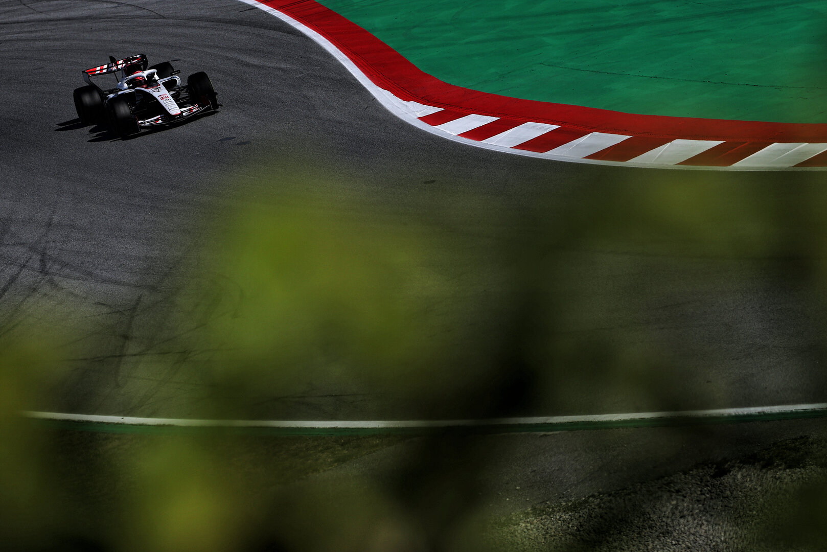 GP CATALUNYA, Esteban Ocon (FRA) Haas F1 Team VF-26.
12.06.2026. Formula 1 World Championship, Rd 7, Barcelona-Catalunya Grand Prix, Barcelona, Spain, Practice Day.
- www.xpbimages.com, EMail: requests@xpbimages.com © Copyright: Charniaux / XPB Images