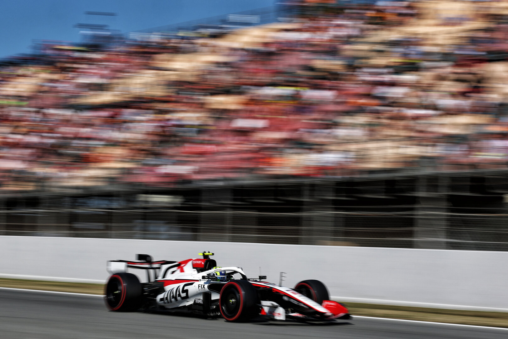GP CATALUNYA, Oliver Bearman (GBR) Haas F1 Team VF-26.
12.06.2026. Formula 1 World Championship, Rd 7, Barcelona-Catalunya Grand Prix, Barcelona, Spain, Practice Day.
- www.xpbimages.com, EMail: requests@xpbimages.com © Copyright: Bearne / XPB Images