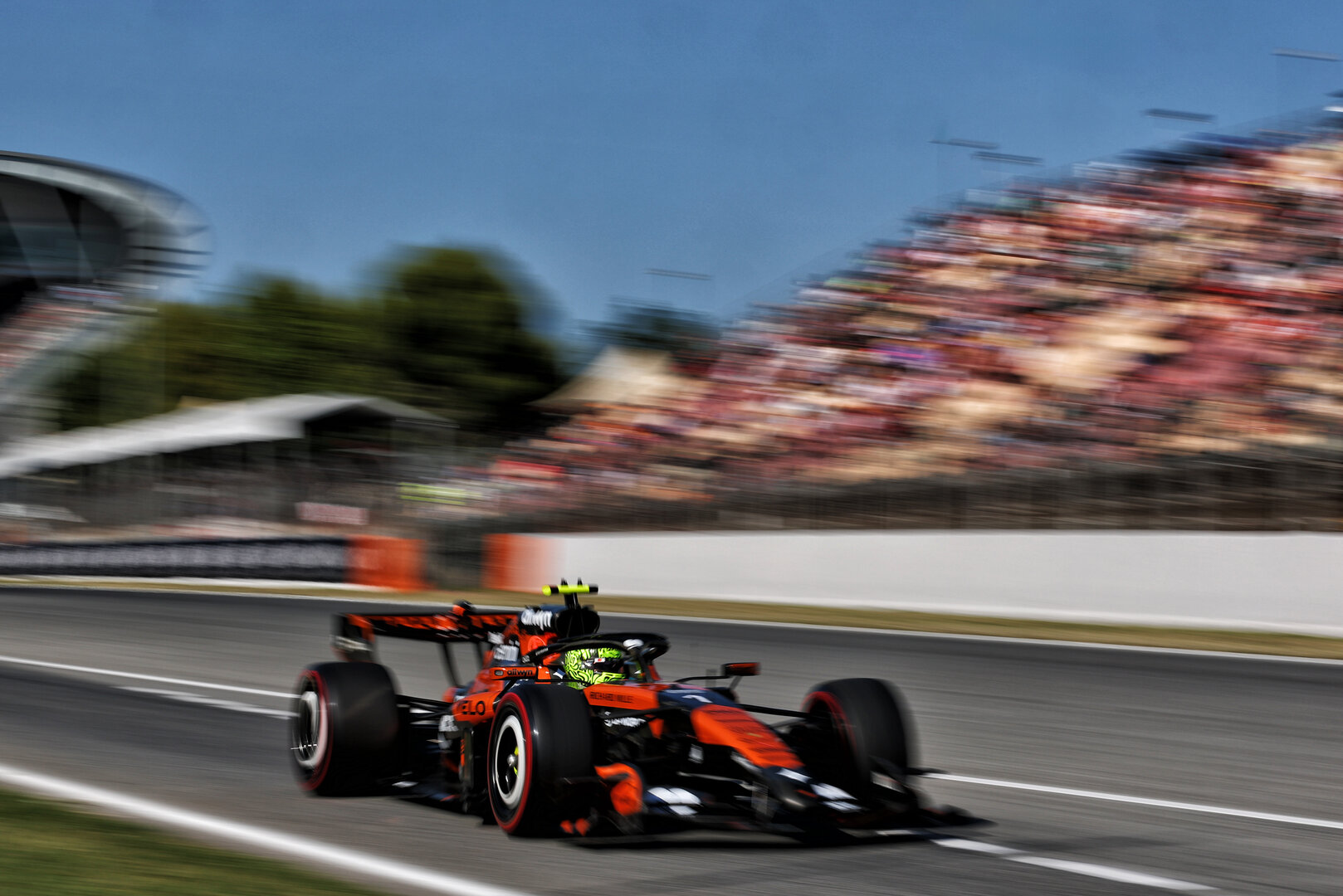 GP CATALUNYA, Lando Norris (GBR) McLaren F1 Team MCL40.
12.06.2026. Formula 1 World Championship, Rd 7, Barcelona-Catalunya Grand Prix, Barcelona, Spain, Practice Day.
- www.xpbimages.com, EMail: requests@xpbimages.com © Copyright: Bearne / XPB Images