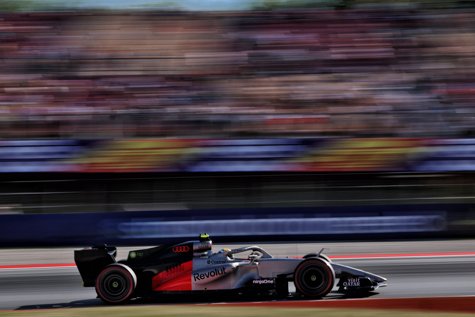 GP CATALUNYA, Gabriel Bortoleto (BRA) Audi F1 Team R26.
12.06.2026. Formula 1 World Championship, Rd 7, Barcelona-Catalunya Grand Prix, Barcelona, Spain, Practice Day.
- www.xpbimages.com, EMail: requests@xpbimages.com © Copyright: Rew / XPB Images