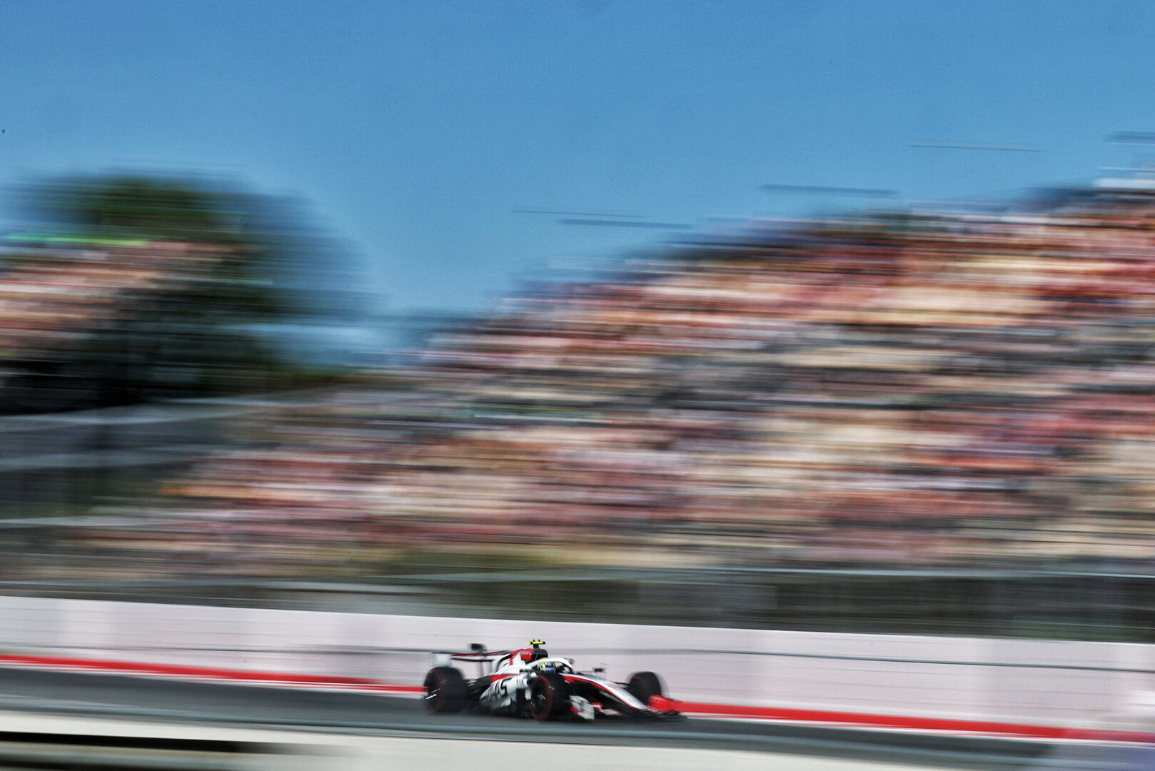 GP CATALUNYA, Oliver Bearman (GBR) Haas F1 Team VF-26.
12.06.2026. Formula 1 World Championship, Rd 7, Barcelona-Catalunya Grand Prix, Barcelona, Spain, Practice Day.
 - www.xpbimages.com, EMail: requests@xpbimages.com © Copyright: Patching / XPB Images