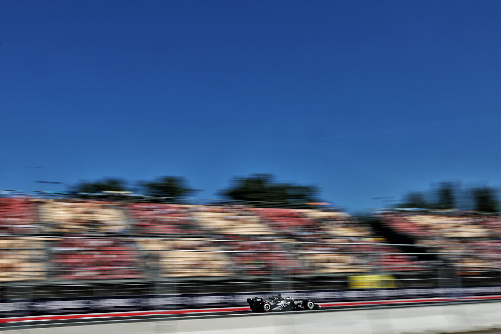 GP CATALUNYA, Sergio Perez (MEX) Cadillac Formula 1 Team MAC-26.
12.06.2026. Formula 1 World Championship, Rd 7, Barcelona-Catalunya Grand Prix, Barcelona, Spain, Practice Day.
- www.xpbimages.com, EMail: requests@xpbimages.com © Copyright: Patching / XPB Images