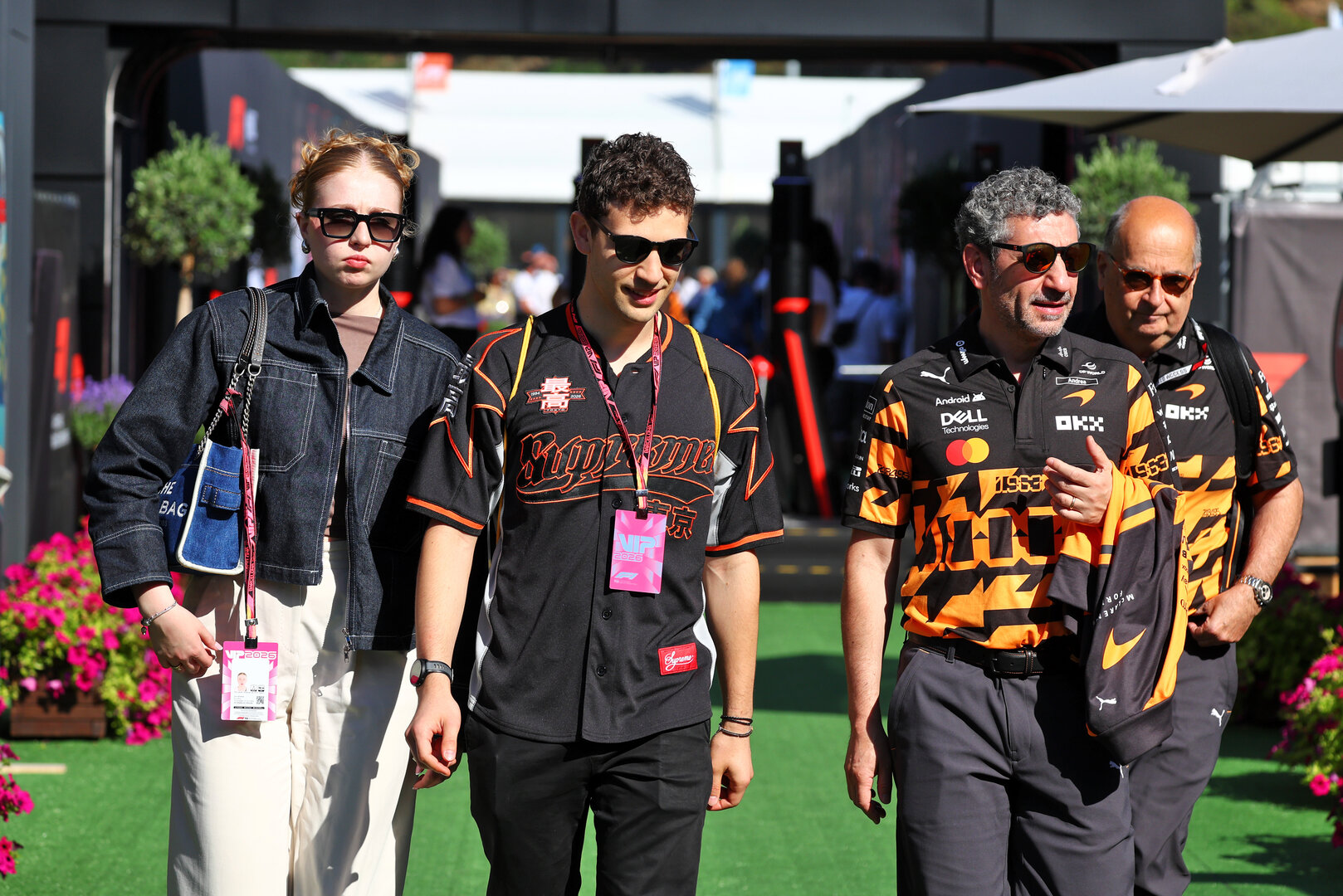GP CATALUNYA, Andrea Stella (ITA) McLaren F1 Team Team Principal (Right).
13.06.2026. Formula 1 World Championship, Rd 7, Barcelona-Catalunya Grand Prix, Barcelona, Spain, Qualifiche Day.
 - www.xpbimages.com, EMail: requests@xpbimages.com © Copyright: Patching / XPB Images