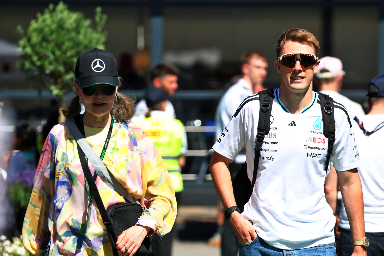 GP CATALUNYA, Frederik Vesti (DEN) Mercedes AMG Formula One Team Reserve Driver with his mother.
13.06.2026. Formula 1 World Championship, Rd 7, Barcelona-Catalunya Grand Prix, Barcelona, Spain, Qualifiche Day.
- www.xpbimages.com, EMail: requests@xpbimages.com © Copyright: Bearne / XPB Images