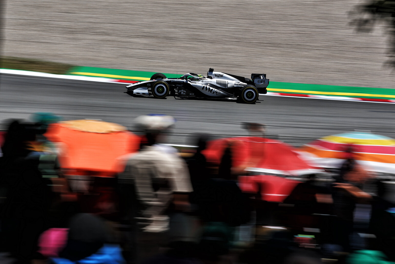 GP CATALUNYA, Sergio Perez (MEX) Cadillac Formula 1 Team MAC-26.
13.06.2026. Formula 1 World Championship, Rd 7, Barcelona-Catalunya Grand Prix, Barcelona, Spain, Qualifiche Day.
- www.xpbimages.com, EMail: requests@xpbimages.com © Copyright: Bearne / XPB Images