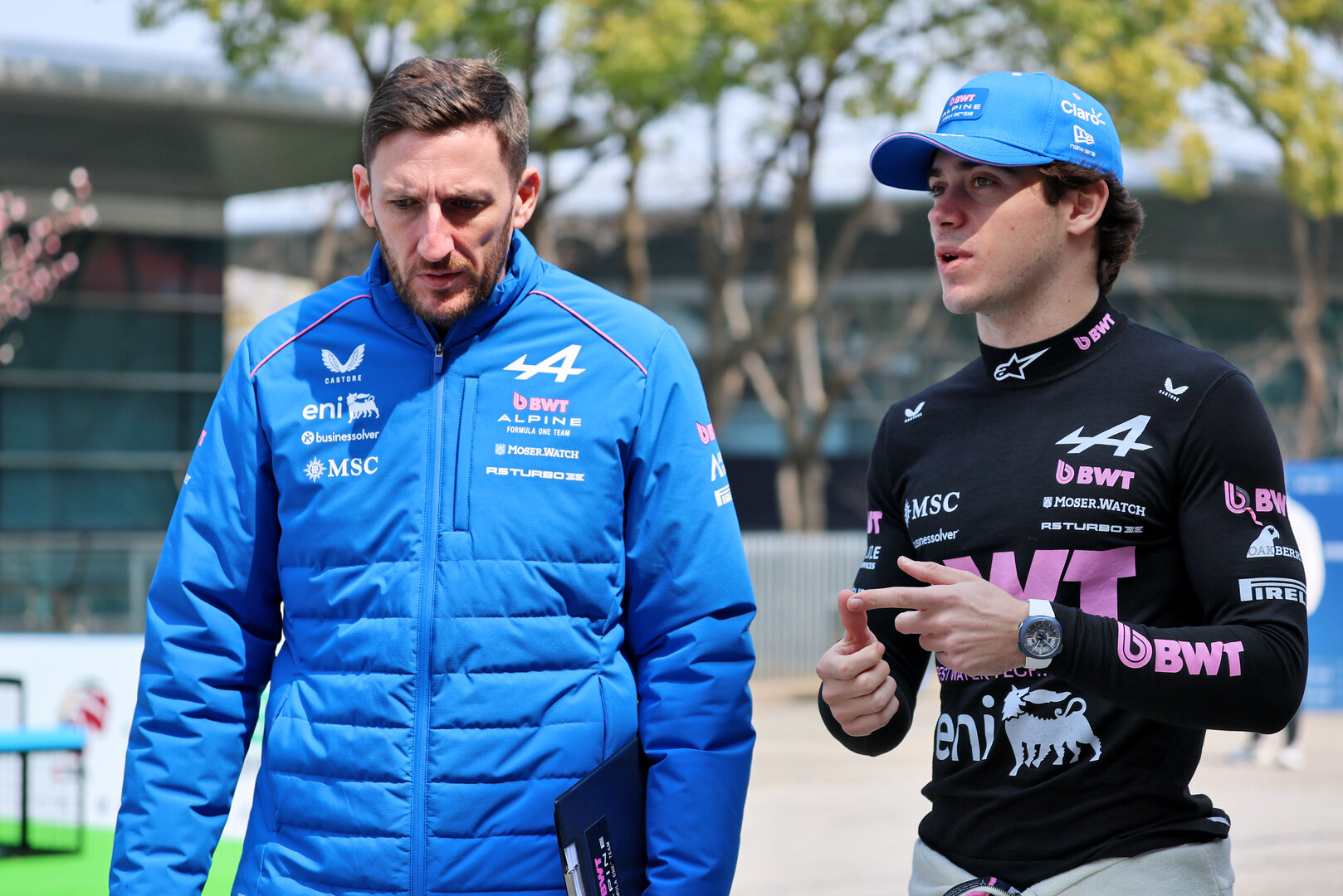 GP CINA, (L to R): Stuart Barlow (GBR) Alpine F1 Team Performance Engineer with Franco Colapinto (ARG) Alpine F1 Team.
12.03.2026. Formula 1 World Championship, Rd 2, Chinese Grand Prix, Shanghai, China, Preparation Day.
- www.xpbimages.com, EMail: requests@xpbimages.com © Copyright: Batchelor / XPB Images