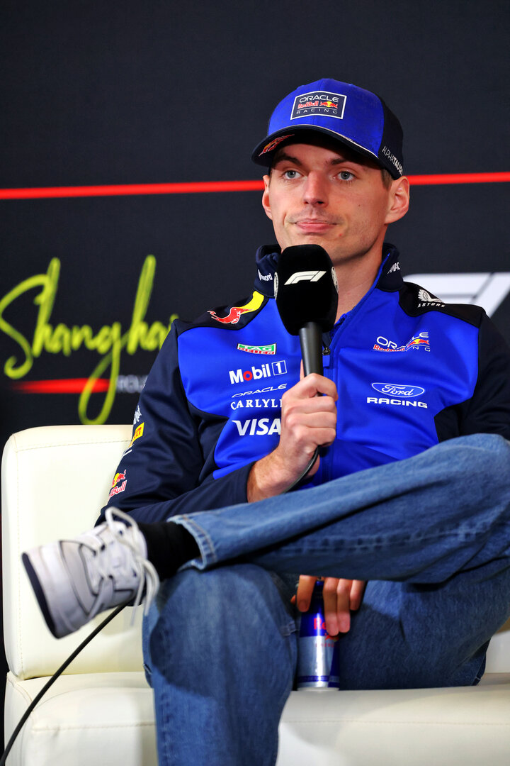 GP CINA, Max Verstappen (NLD) Red Bull Racing in the FIA Press Conference.
12.03.2026. Formula 1 World Championship, Rd 2, Chinese Grand Prix, Shanghai, China, Preparation Day.
- www.xpbimages.com, EMail: requests@xpbimages.com © Copyright: Bearne / XPB Images