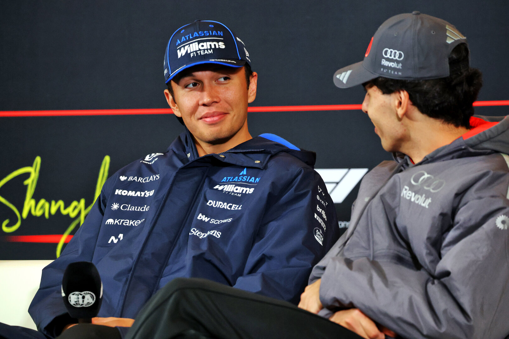 GP CINA, (L to R): Alexander Albon (THA) Williams F1 Team; e Gabriel Bortoleto (BRA) Audi F1 Team, in the FIA Press Conference.
12.03.2026. Formula 1 World Championship, Rd 2, Chinese Grand Prix, Shanghai, China, Preparation Day.
- www.xpbimages.com, EMail: requests@xpbimages.com © Copyright: Bearne / XPB Images