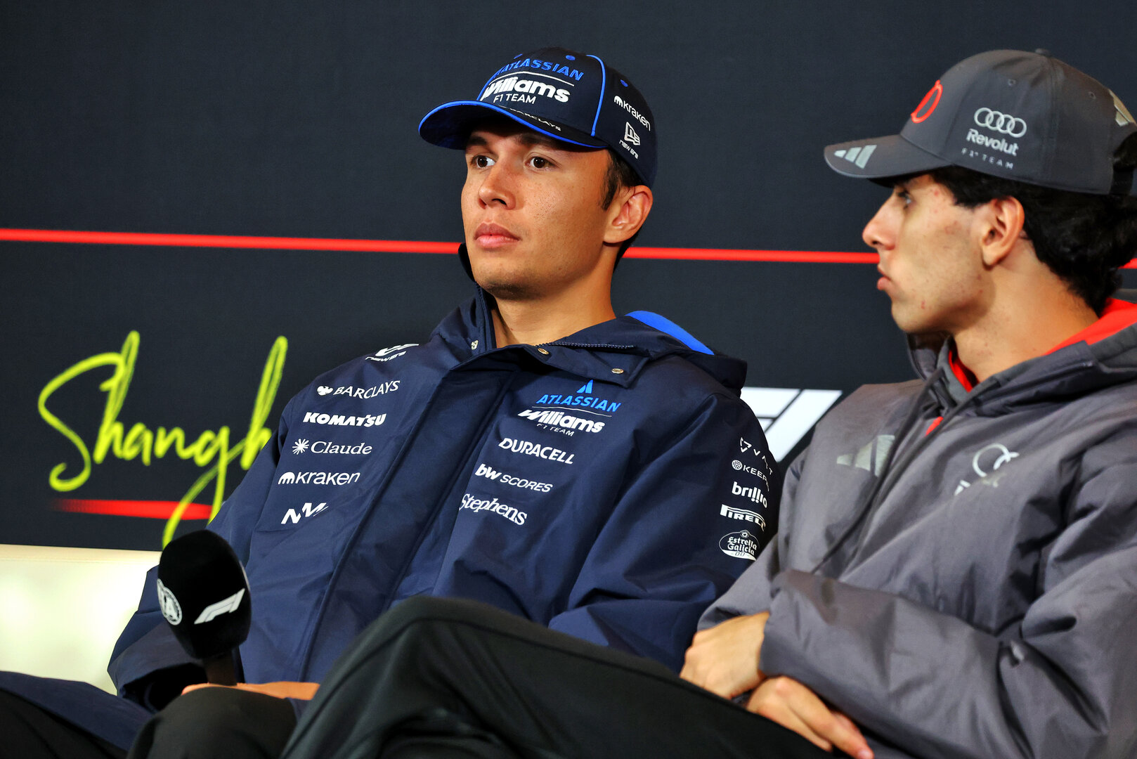 GP CINA, (L to R): Alexander Albon (THA) Williams F1 Team; e Gabriel Bortoleto (BRA) Audi F1 Team, in the FIA Press Conference.
12.03.2026. Formula 1 World Championship, Rd 2, Chinese Grand Prix, Shanghai, China, Preparation Day.
- www.xpbimages.com, EMail: requests@xpbimages.com © Copyright: Bearne / XPB Images