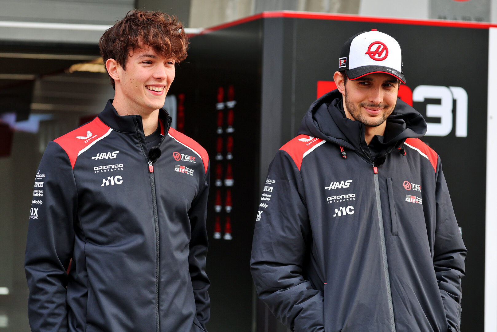 GP CINA, (L to R): Oliver Bearman (GBR) Haas F1 Team with Esteban Ocon (FRA) Haas F1 Team.
12.03.2026. Formula 1 World Championship, Rd 2, Chinese Grand Prix, Shanghai, China, Preparation Day.
- www.xpbimages.com, EMail: requests@xpbimages.com © Copyright: Moy / XPB Images