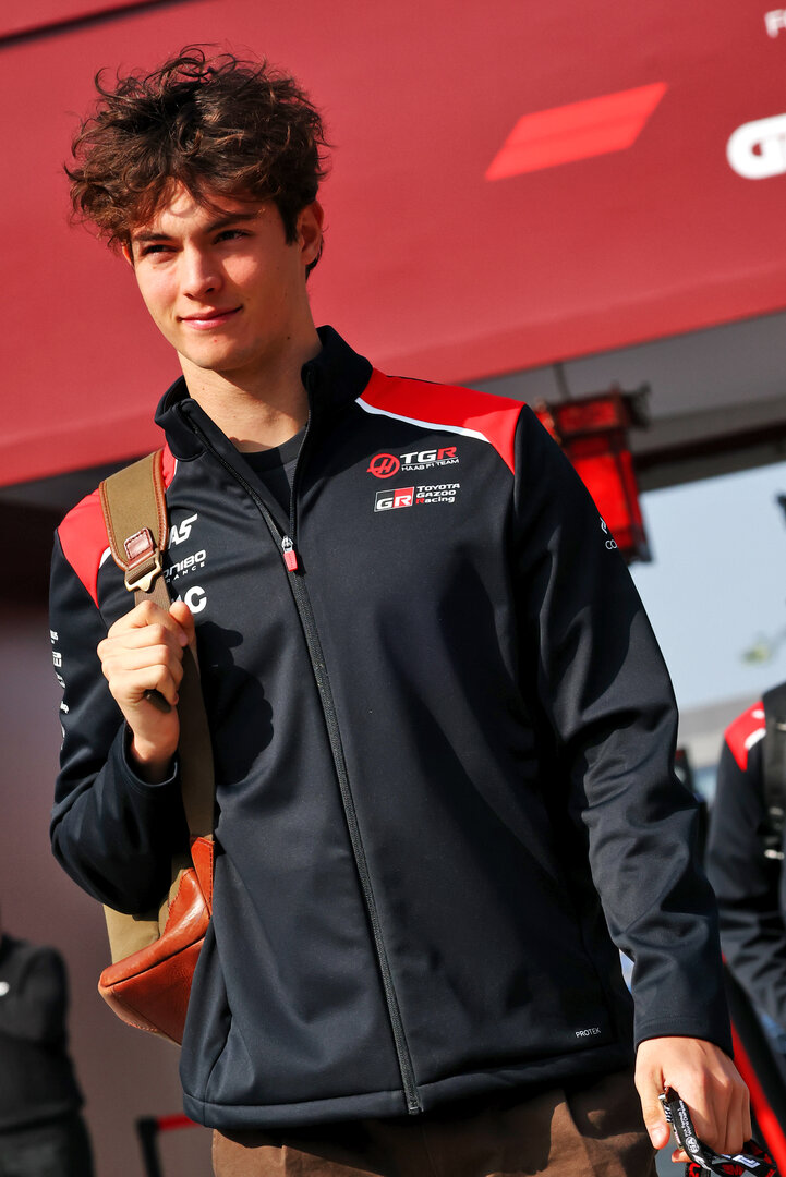 GP CINA, Oliver Bearman (GBR) Haas F1 Team.
13.03.2026. Formula 1 World Championship, Rd 2, Chinese Grand Prix, Shanghai, China, Sprint Qualifiche Day.
- www.xpbimages.com, EMail: requests@xpbimages.com © Copyright: Bearne / XPB Images