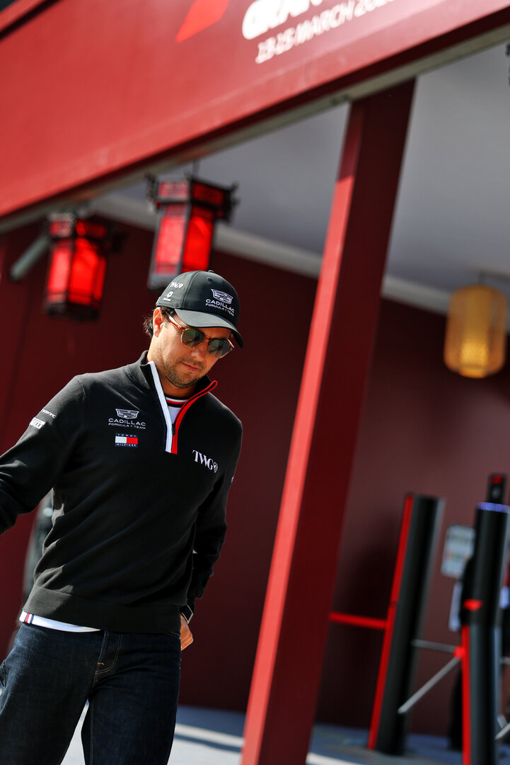 GP CINA, Sergio Perez (MEX) Cadillac Formula 1 Team.
13.03.2026. Formula 1 World Championship, Rd 2, Chinese Grand Prix, Shanghai, China, Sprint Qualifiche Day.
- www.xpbimages.com, EMail: requests@xpbimages.com © Copyright: Bearne / XPB Images