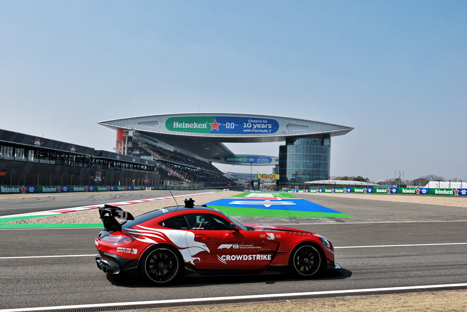 GP CINA, Mercedes FIA Safety Car.
13.03.2026. Formula 1 World Championship, Rd 2, Chinese Grand Prix, Shanghai, China, Sprint Qualifiche Day.
- www.xpbimages.com, EMail: requests@xpbimages.com © Copyright: Moy / XPB Images