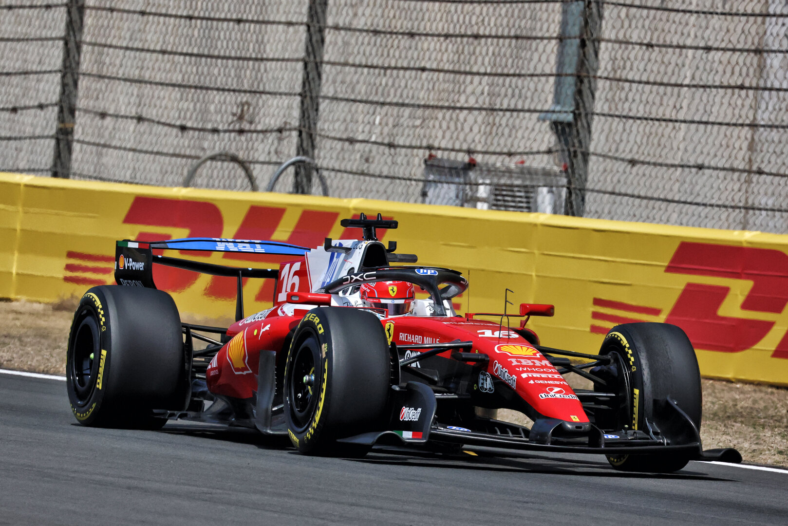 GP CINA, Charles Leclerc (MON) Ferrari SF-26 - 'upside-down' rear wing.
13.03.2026. Formula 1 World Championship, Rd 2, Chinese Grand Prix, Shanghai, China, Sprint Qualifiche Day.
- www.xpbimages.com, EMail: requests@xpbimages.com © Copyright: Moy / XPB Images