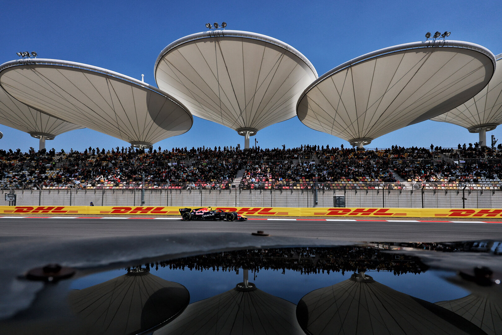 GP CINA, Isack Hadjar (FRA) Red Bull Racing RB22.
13.03.2026. Formula 1 World Championship, Rd 2, Chinese Grand Prix, Shanghai, China, Sprint Qualifiche Day.
- www.xpbimages.com, EMail: requests@xpbimages.com © Copyright: Moy / XPB Images