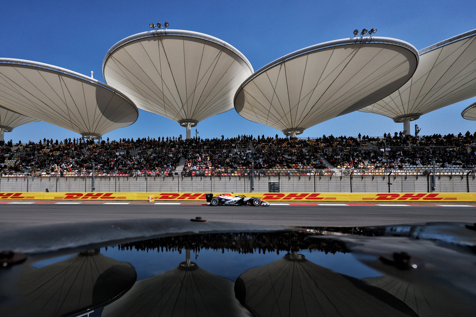 GP CINA, Liam Lawson (NZL) Racing Bulls Formula One Team VCARB 03.
13.03.2026. Formula 1 World Championship, Rd 2, Chinese Grand Prix, Shanghai, China, Sprint Qualifiche Day.
- www.xpbimages.com, EMail: requests@xpbimages.com © Copyright: Moy / XPB Images