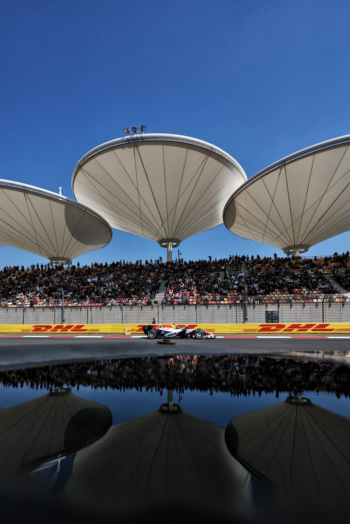 GP CINA, Liam Lawson (NZL) Racing Bulls Formula One Team VCARB 03.
13.03.2026. Formula 1 World Championship, Rd 2, Chinese Grand Prix, Shanghai, China, Sprint Qualifiche Day.
- www.xpbimages.com, EMail: requests@xpbimages.com © Copyright: Moy / XPB Images