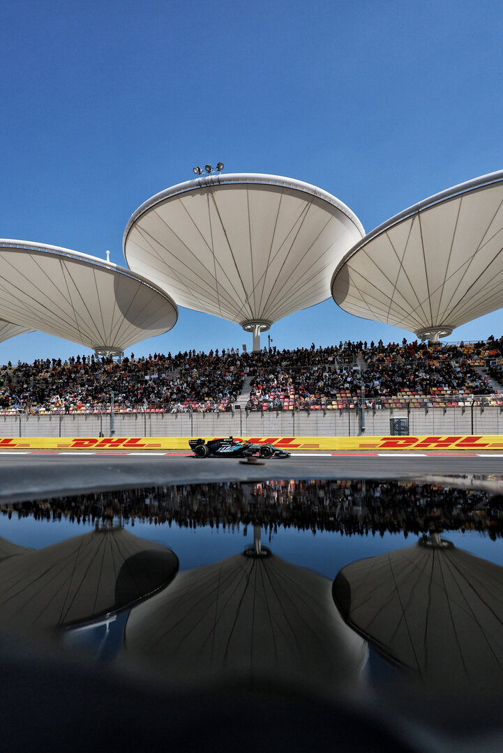 GP CINA, George Russell (GBR) Mercedes AMG Formula One Team W17.
13.03.2026. Formula 1 World Championship, Rd 2, Chinese Grand Prix, Shanghai, China, Sprint Qualifiche Day.
- www.xpbimages.com, EMail: requests@xpbimages.com © Copyright: Moy / XPB Images