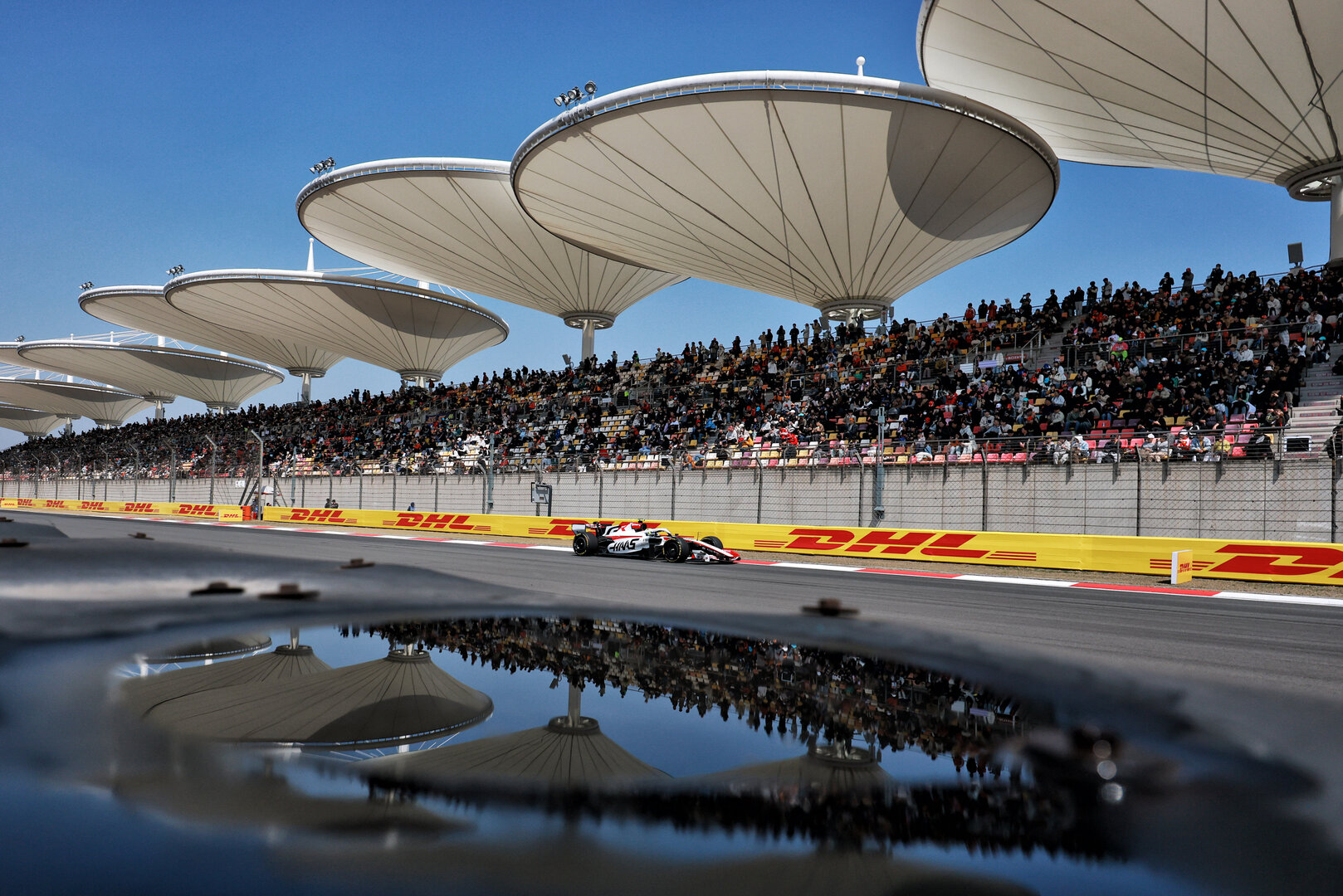 GP CINA, Oliver Bearman (GBR) Haas F1 Team VF-26.
13.03.2026. Formula 1 World Championship, Rd 2, Chinese Grand Prix, Shanghai, China, Sprint Qualifiche Day.
- www.xpbimages.com, EMail: requests@xpbimages.com © Copyright: Moy / XPB Images